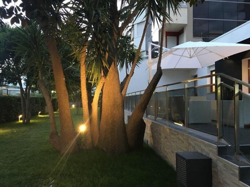 Domus Grand Hotel Rende Exterior foto