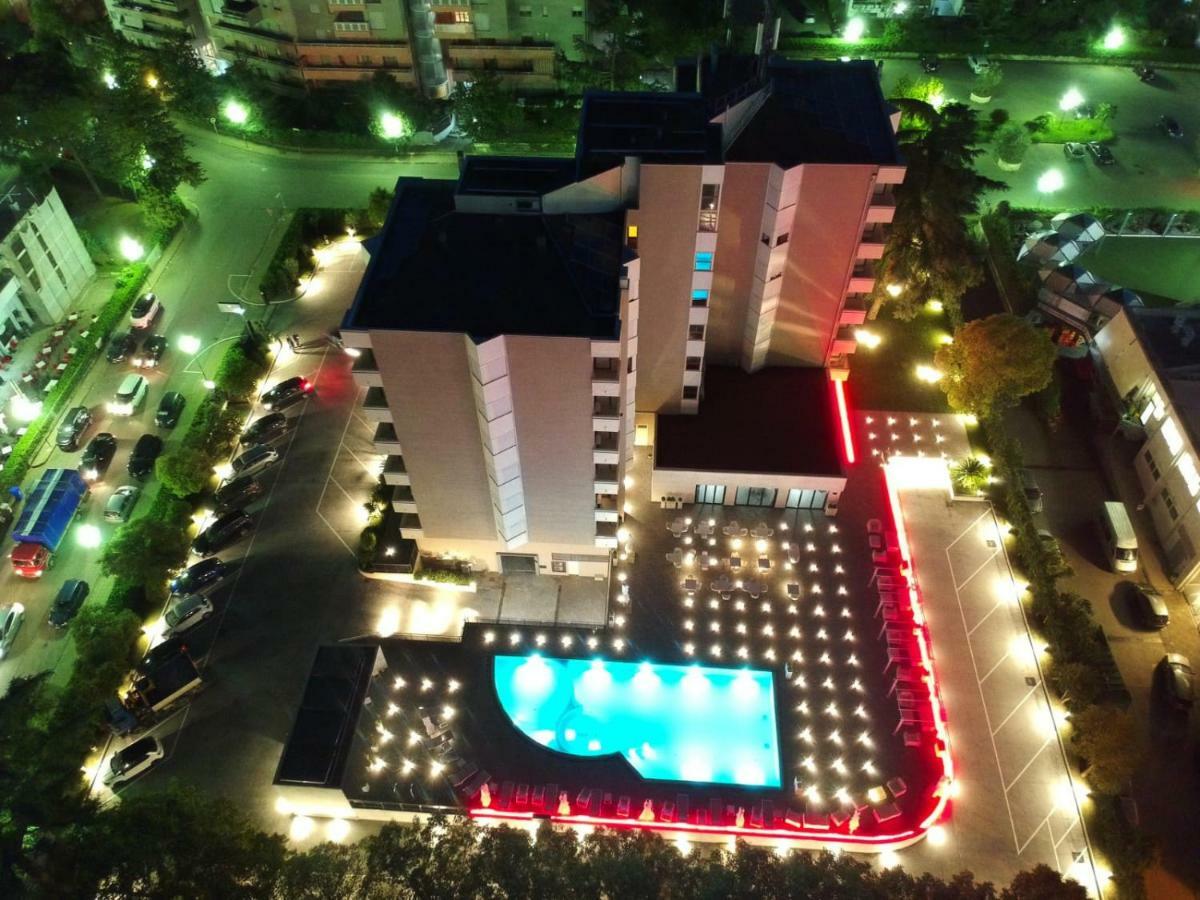 Domus Grand Hotel Rende Exterior foto